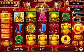 Filipino player browsing pinascrown slot categories on a smartphone